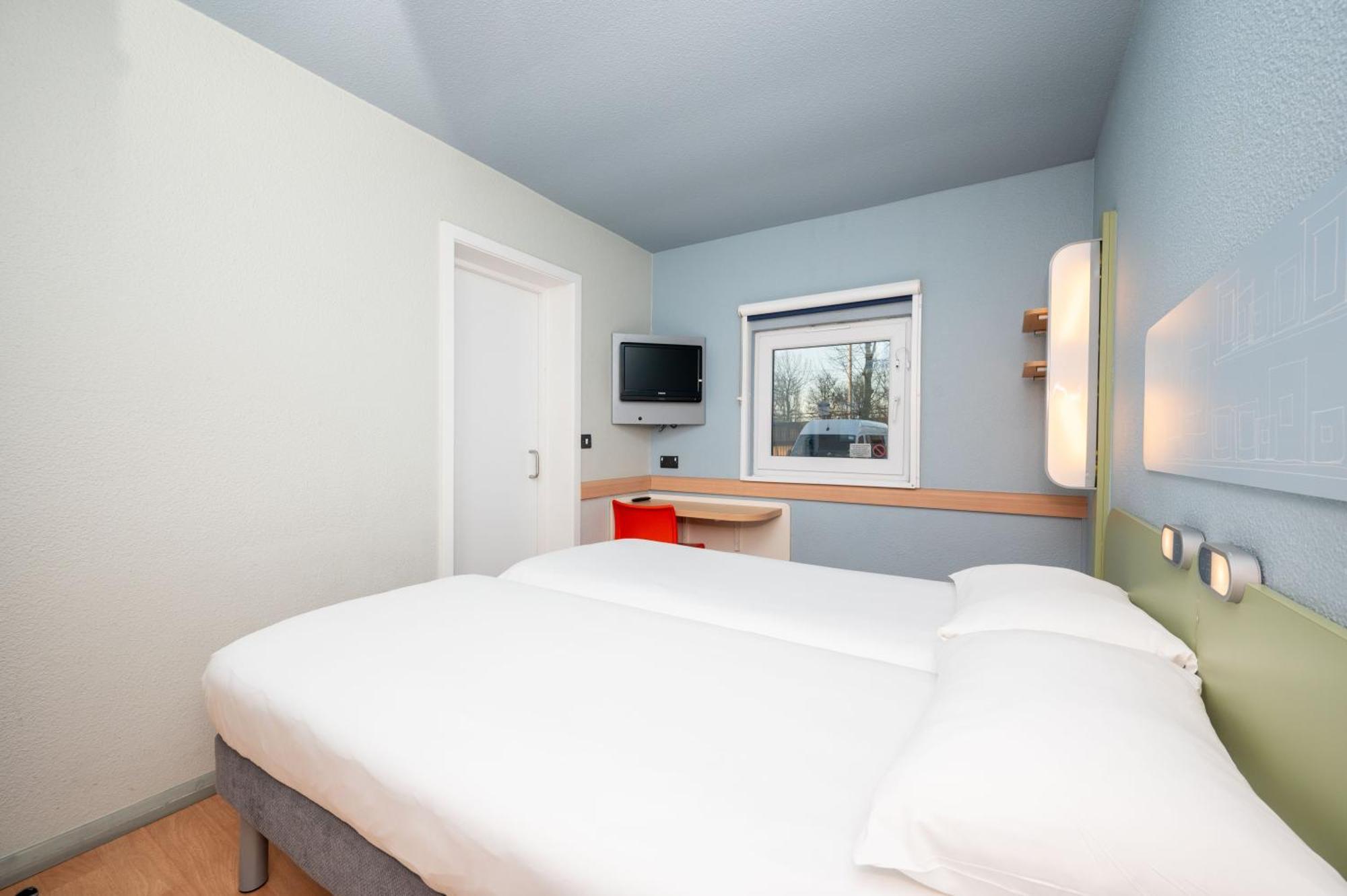 ibis budget London Barking Barking  Bagian luar foto