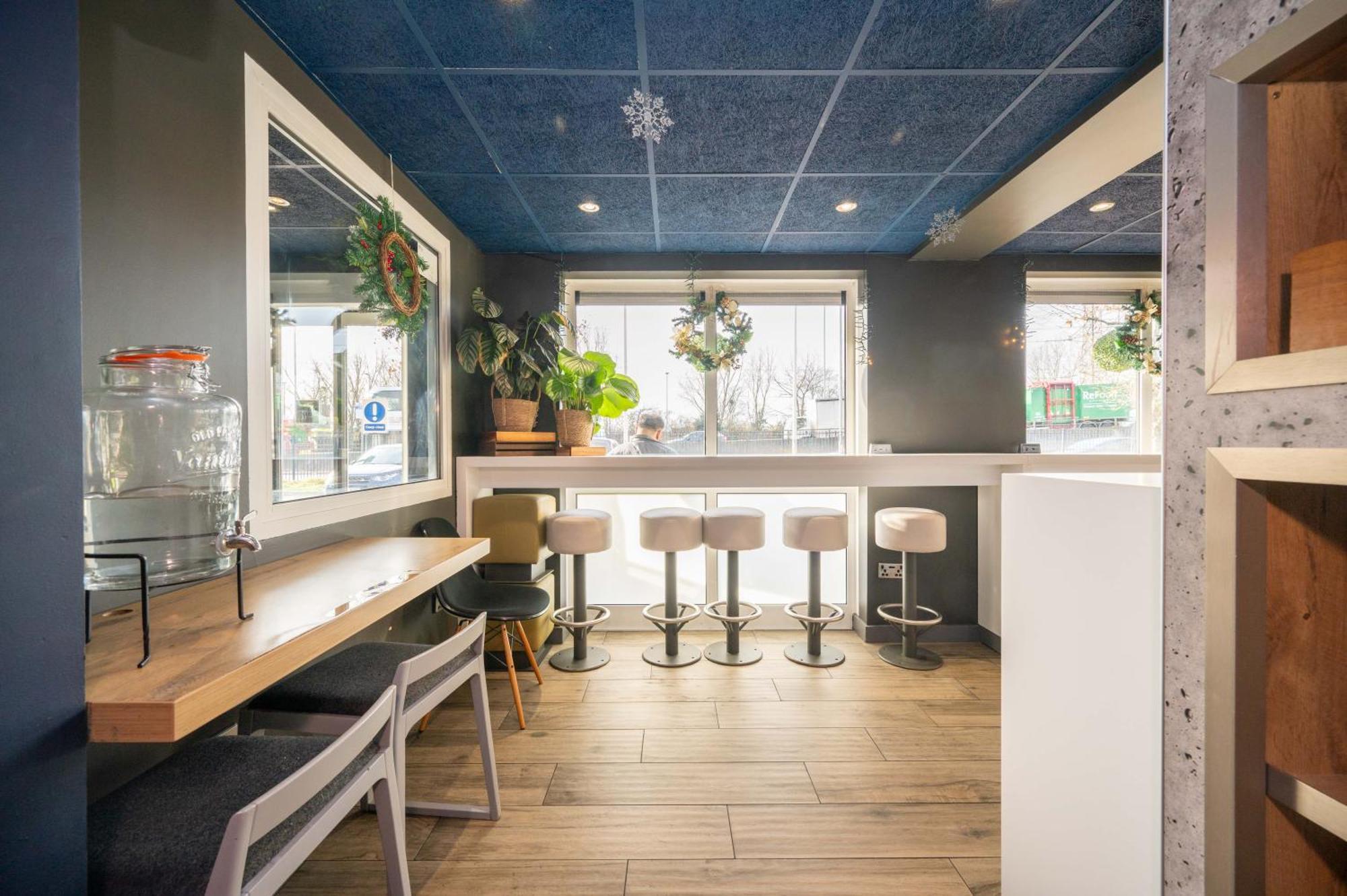 ibis budget London Barking Barking  Bagian luar foto