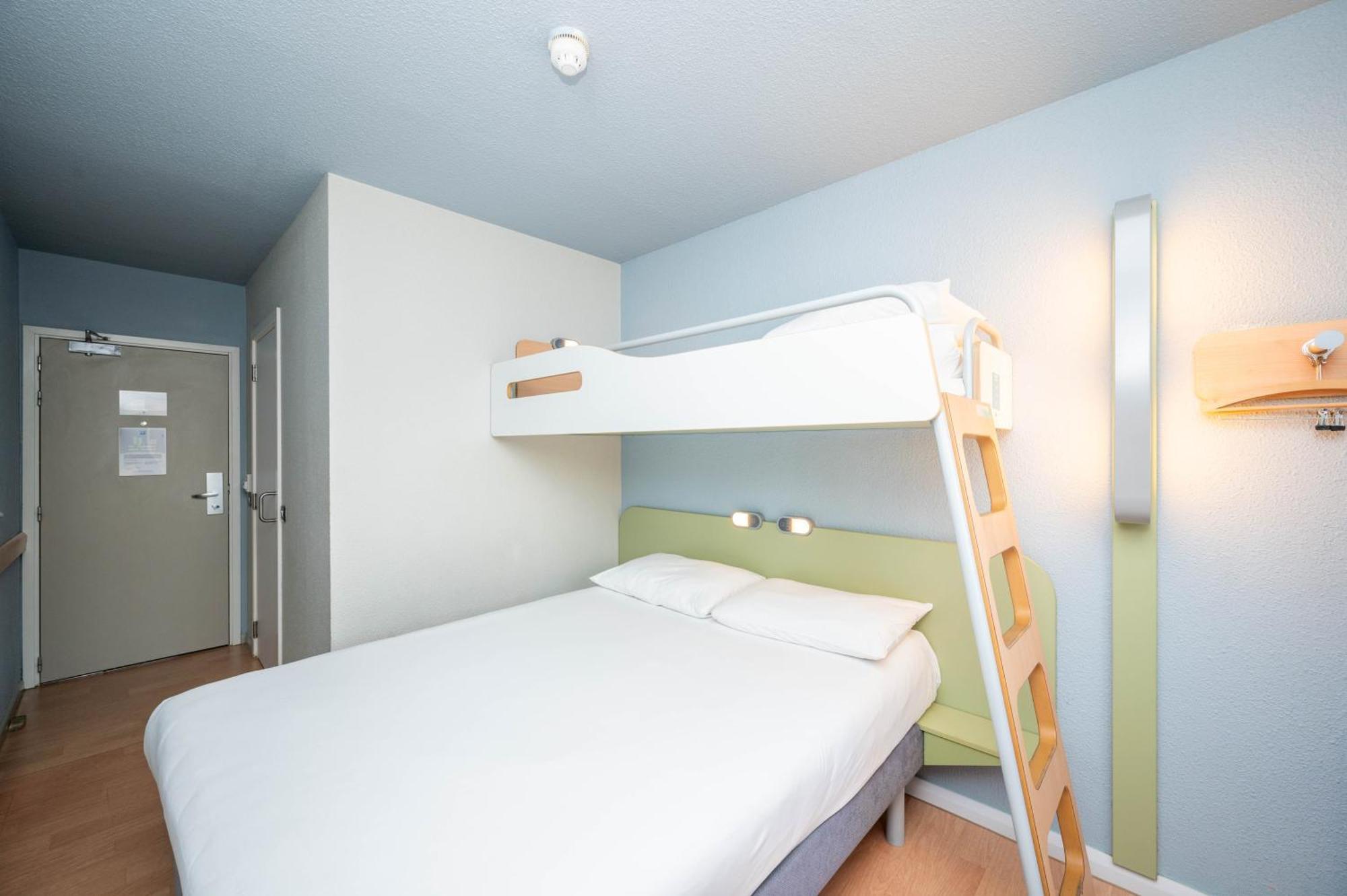ibis budget London Barking Barking  Bagian luar foto