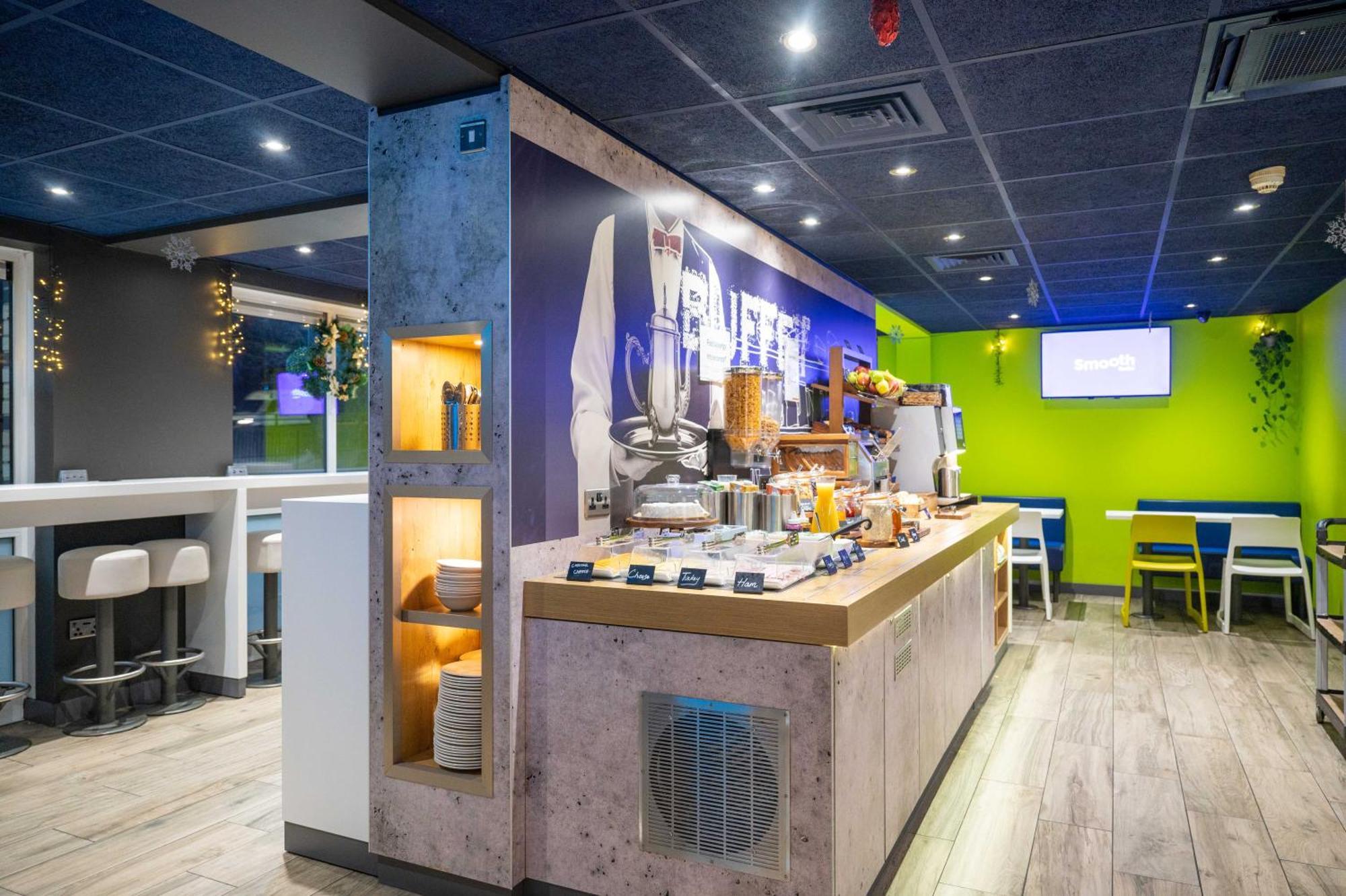ibis budget London Barking Barking  Bagian luar foto