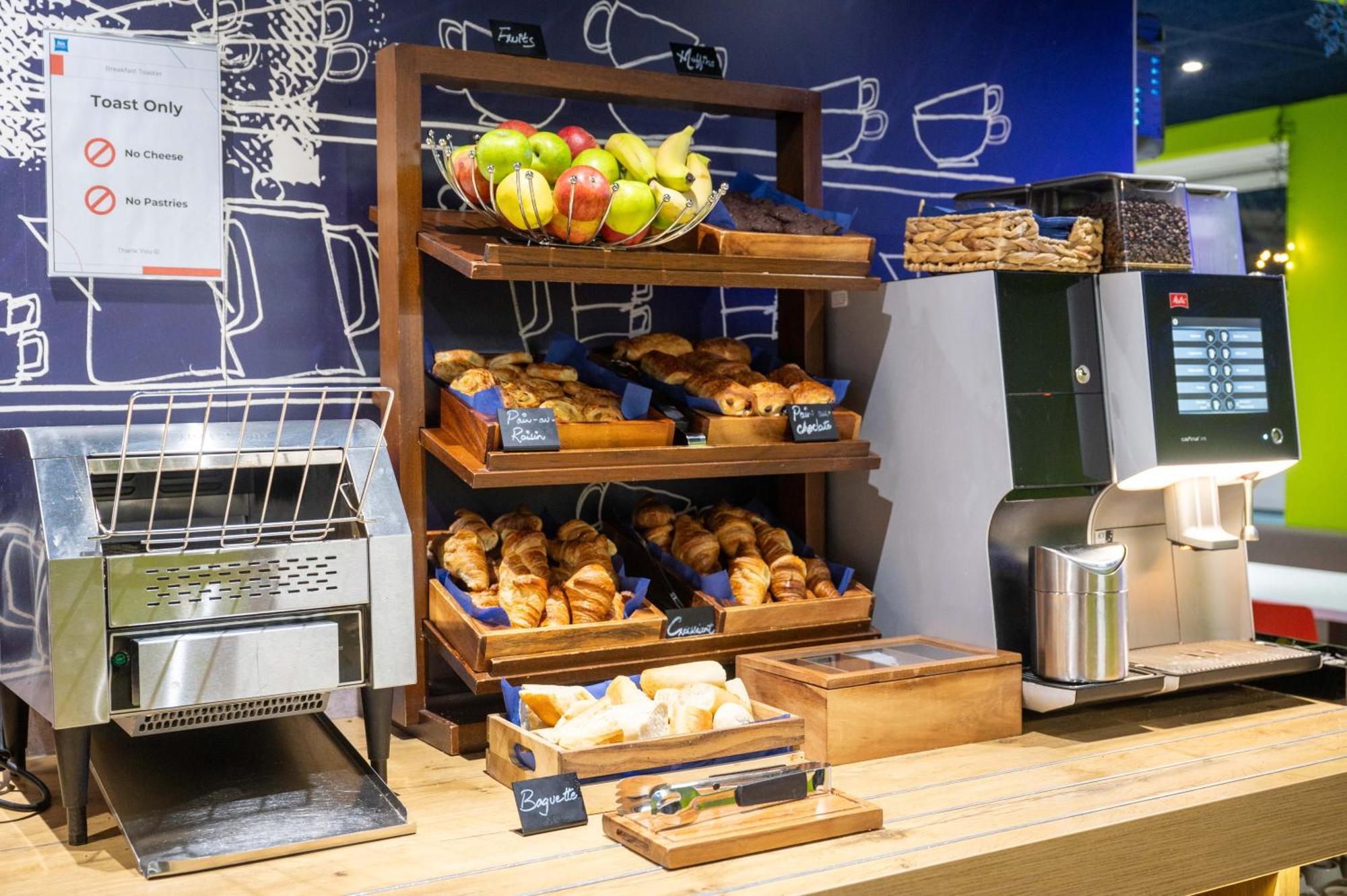 ibis budget London Barking Barking  Bagian luar foto